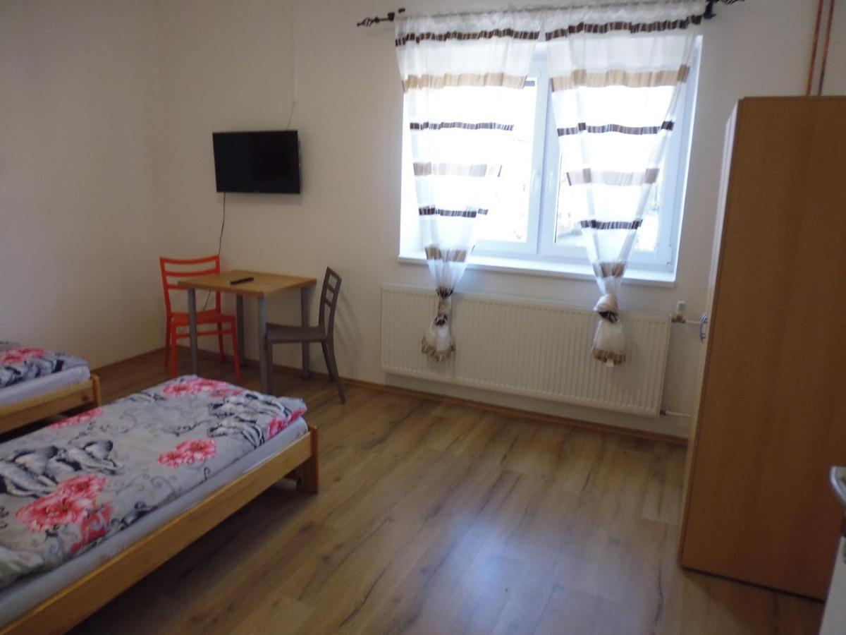 Rodinný Penzion Kyjov Esterno foto